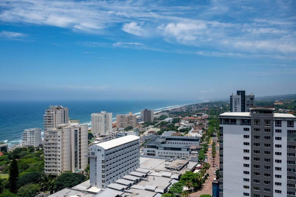 Oceans Umhlanga 2 Bedroom Apartment *